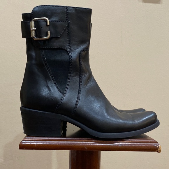 Zerobd black leather boots Size 37Eur/6US - Picture 2 of 11